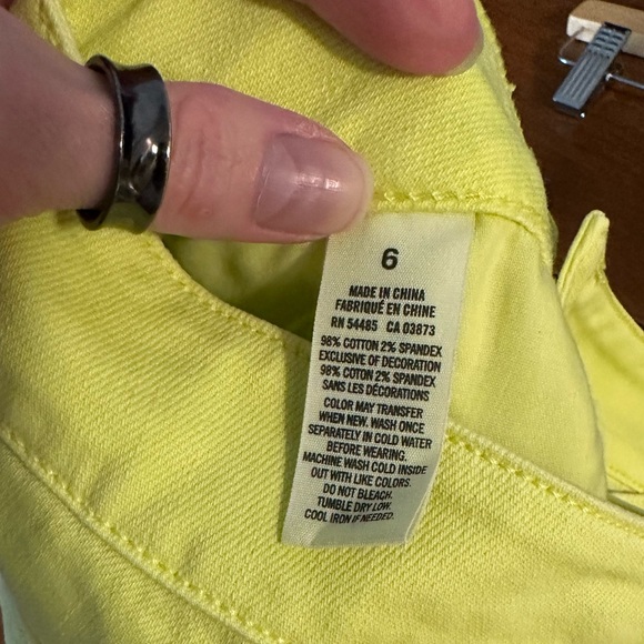 EUC AEO bright neon yellow denim cutoff shorts, 6 - Picture 6 of 6